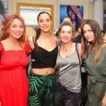 mia-krystallini-vradia-apo-tin-swarovski-me-ti-nea-syllogi-crystal-tales-gia-ti-sezon-fthinopwro-xeimwnas-2018-19-4